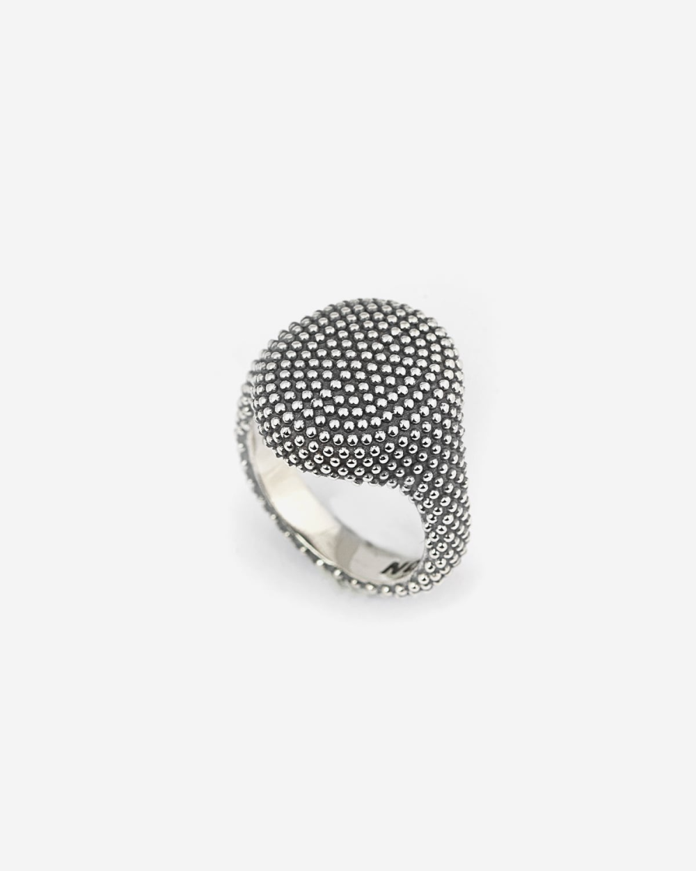 SMALL OVAL DOTTED SIGNET RING