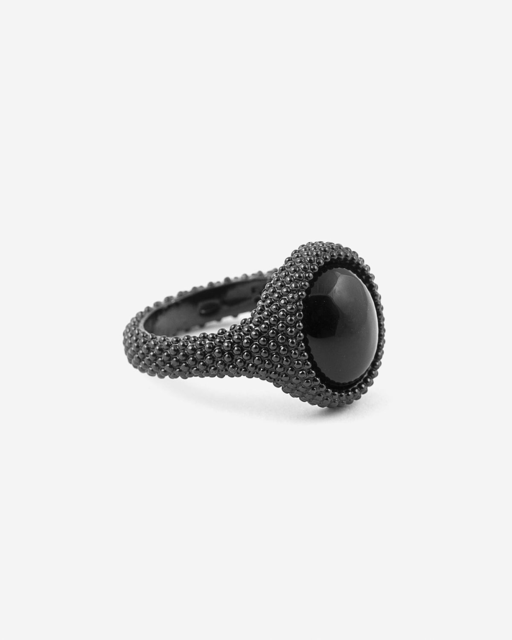 BLACK AGATE DOTTED OVAL SIGNET RING...