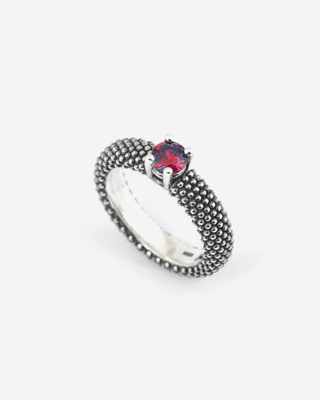 CORUNDUM SOLITAIRE DOTTED RING