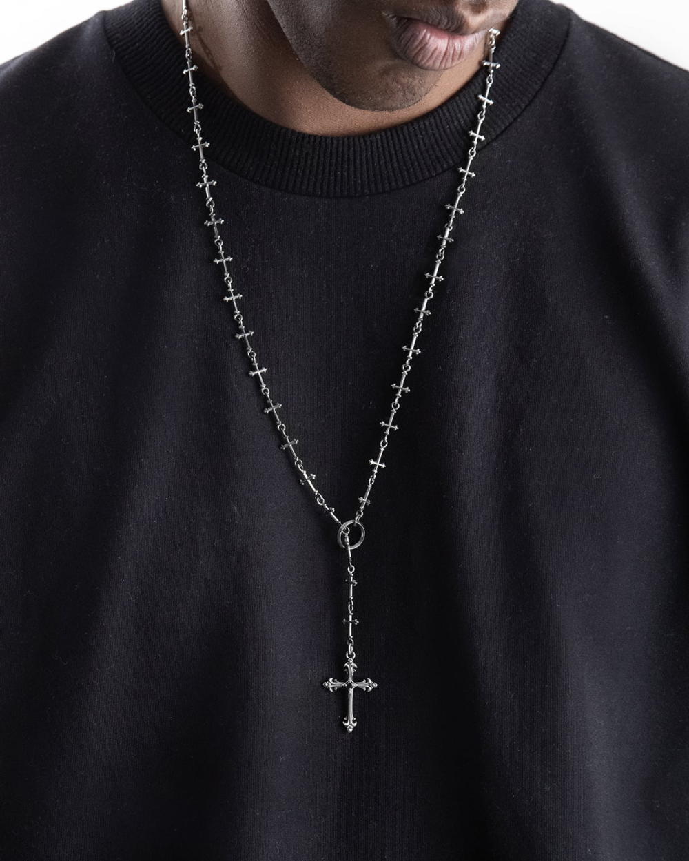 CROSSED ROSARY NECKLACE