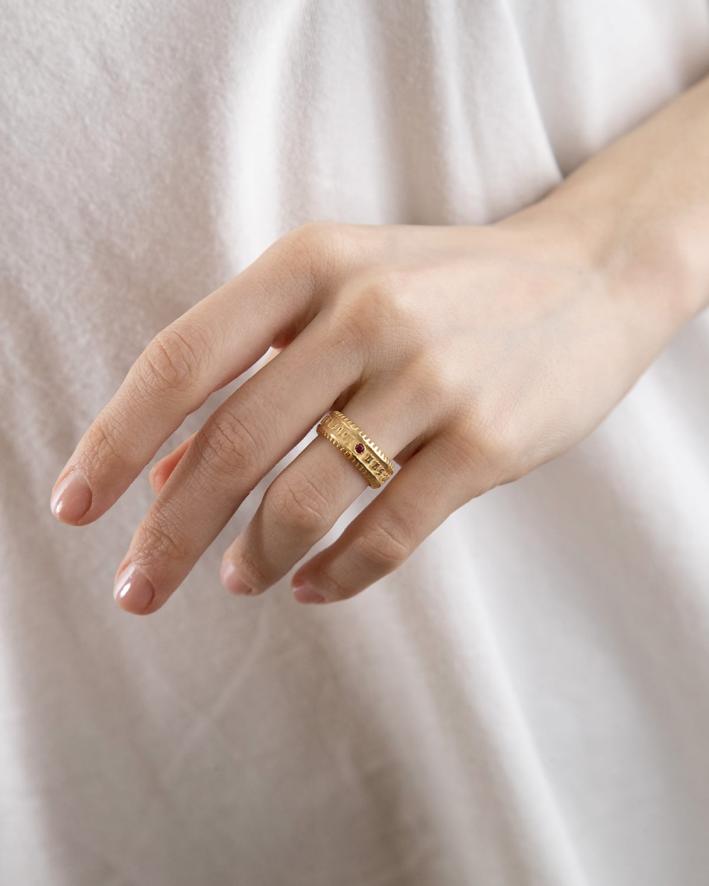 YELLOW GOLD THE FORTUNE BAND RING...