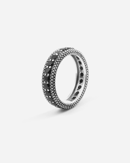 BLACK WIND DOTTED BAND RING WITH BLACK BRILLIANTS