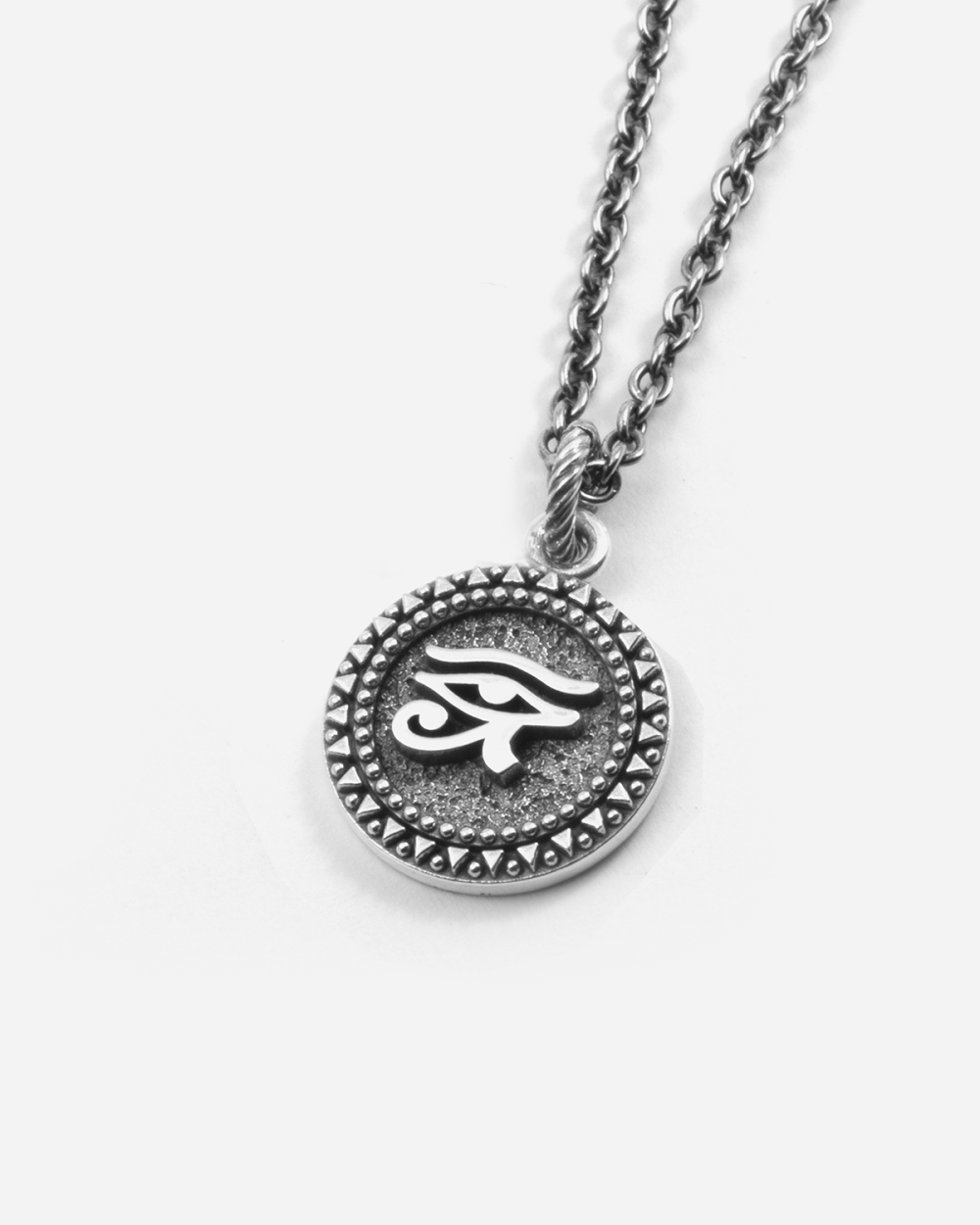 COLGANTE EYE OF HORUS DE PLATA