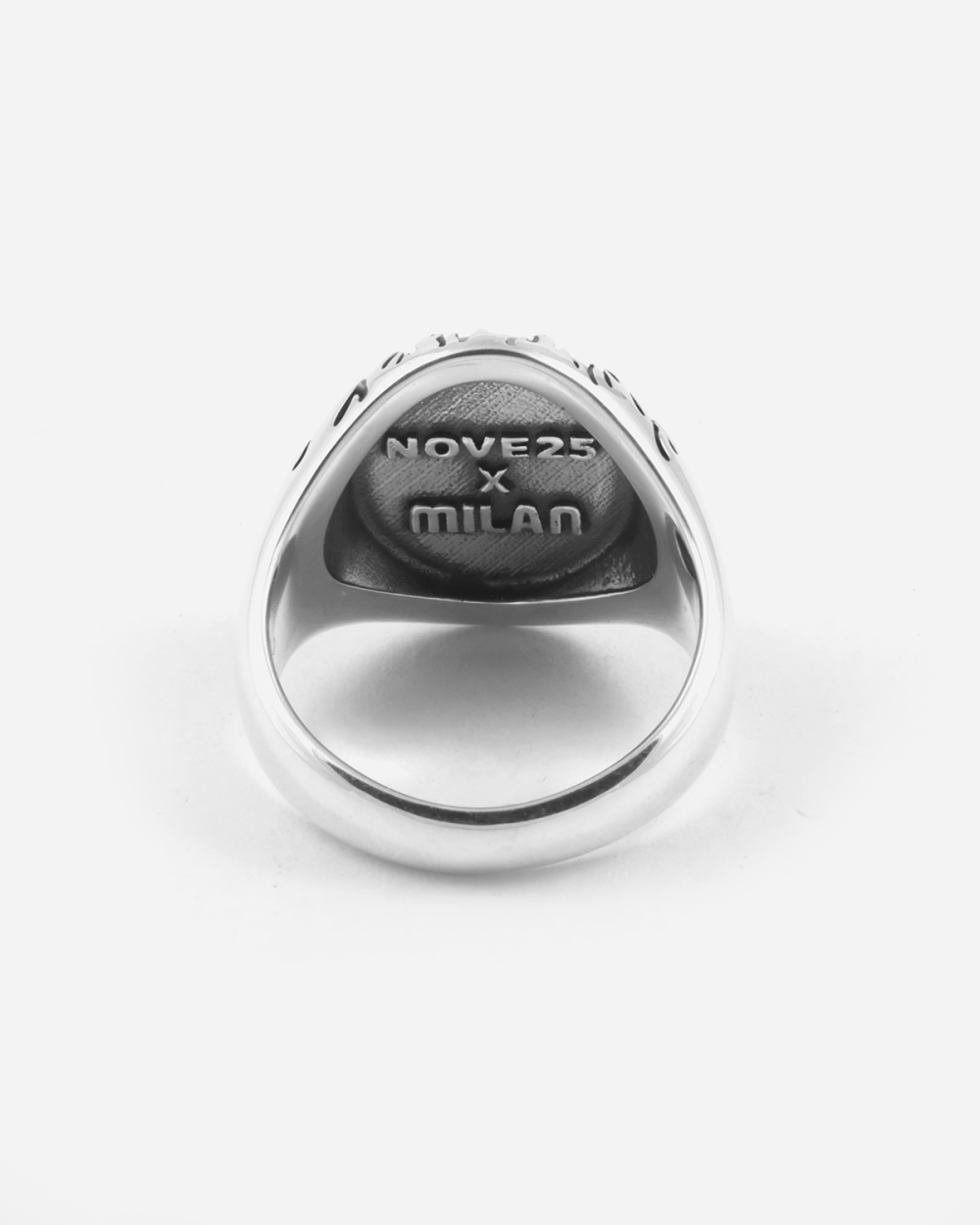 ANILLO CHEVALIER OVAL CON DIABLO AC...