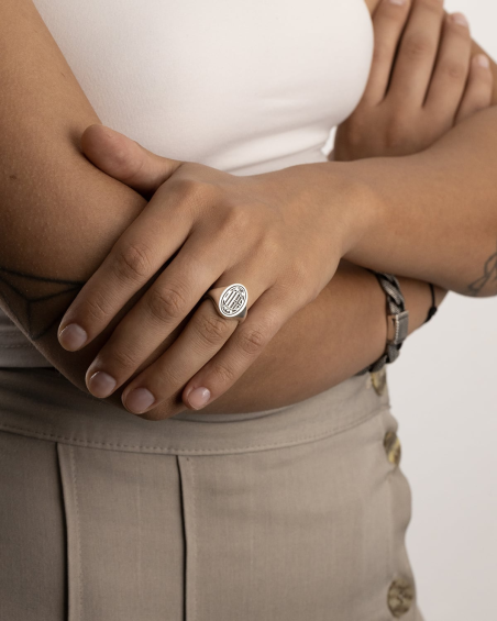 BAGUE CHEVALIÈRE OVALE AVEC LOGO AC MILAN EN ARGENT