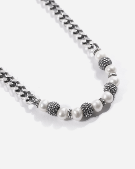 PARTHENOPE CURB CHAIN NECKLACE WITH PEARLS AND DOTTED SPHERES