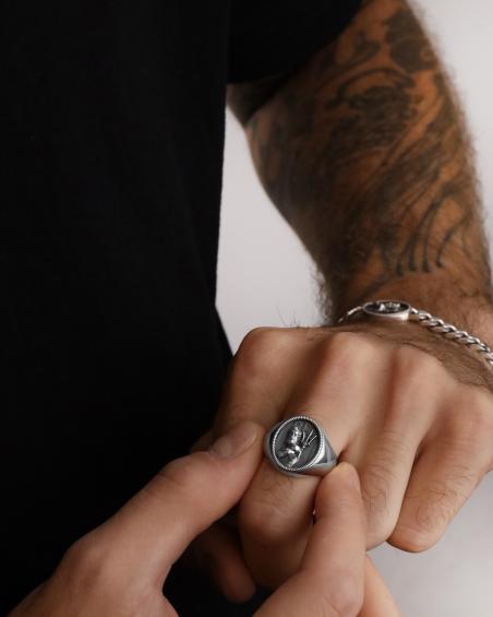 CUSTOMIZABLE BOLOGNA FC NEPTUNE SILVER OVAL SIGNET RING