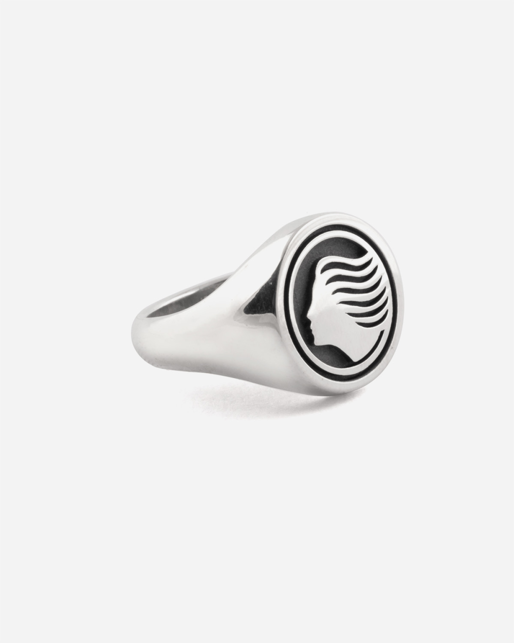 DEA ATALANTA SILVER ROUND SIGNET RING