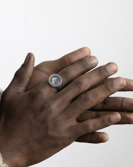 BAGUE CHEVALIÈRE RONDE DEA ATALANTA EN ARGENT