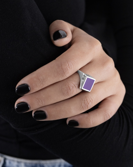 BAGUE CHEVALIÈRE LOSANGE EN ARGENT AVEC ÉMAIL VIOLET FIORENTINA