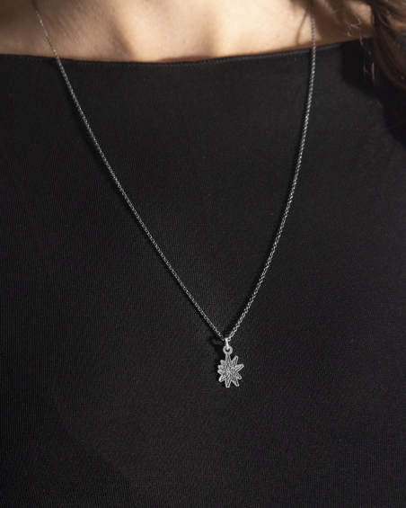 COLGANTE CHARM ESTRELLA STAR SOLOMOSTRY DE PLATA