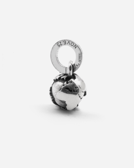 GLOBE MINI CHARM PENDANT