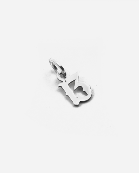 MINI CHARM COLGANTE NÚMERO 13 GÓTICO DE PLATA