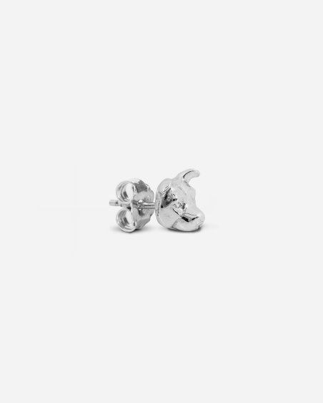 AMERICAN STASFFORDSHIRE SINGLE EARRING / POLISHED SILVER