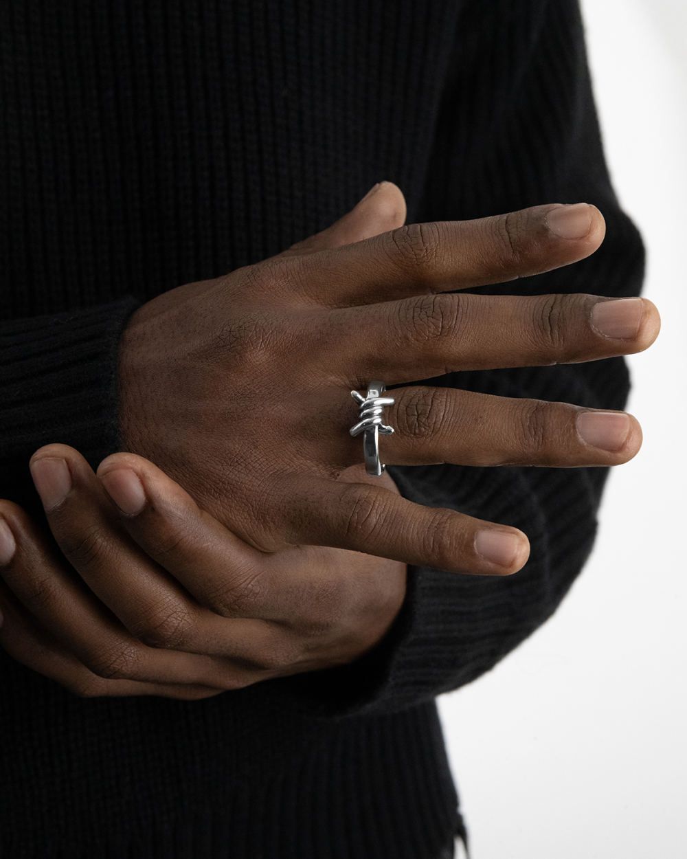 RAZOR BARBED WIRE RING