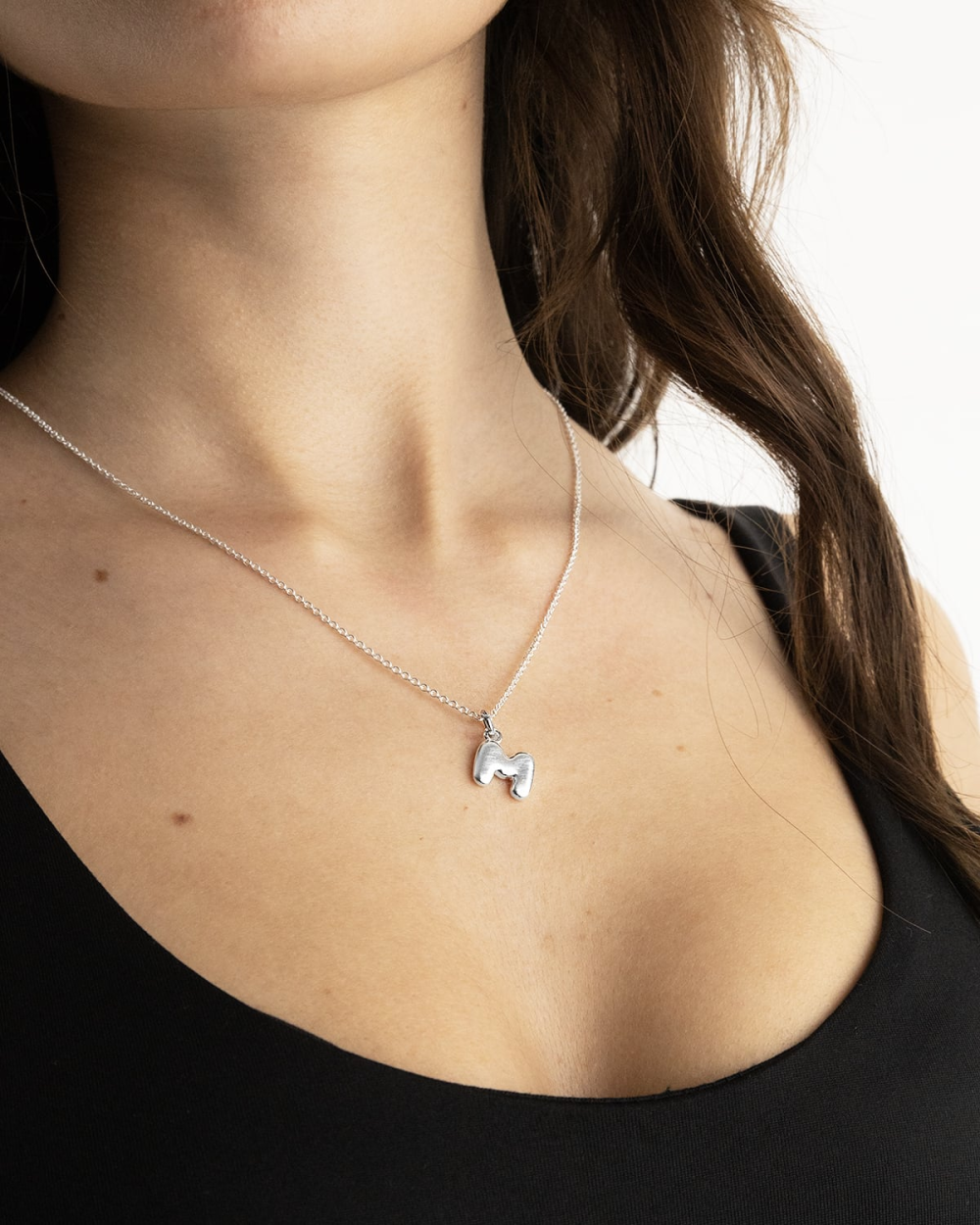 PENDENTIF LETTRE BOLD EN ARGENT