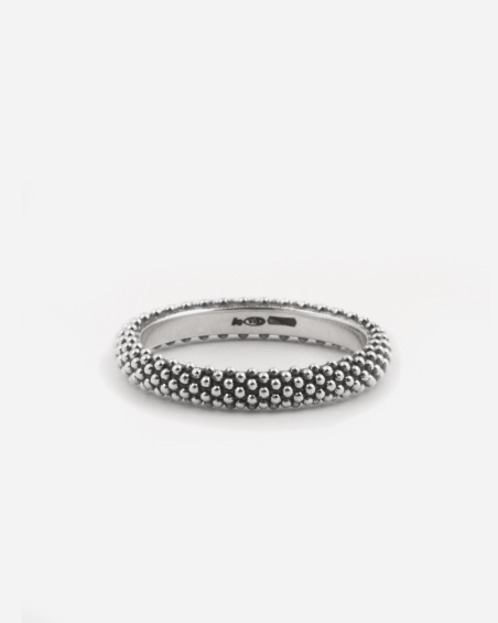 THIN DOTTED FINE RING