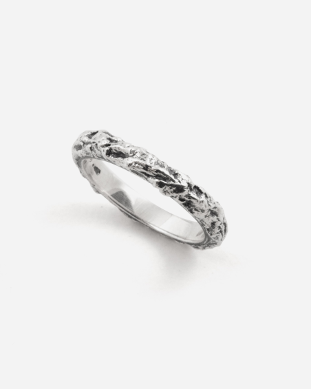 THIN MATERIC FINE RING