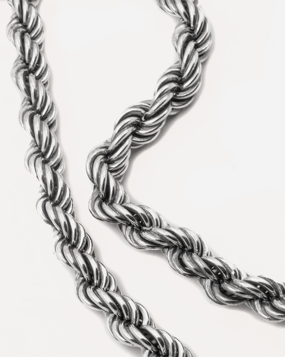COLLAR CUERDA 220 LIGHT DE PLATA