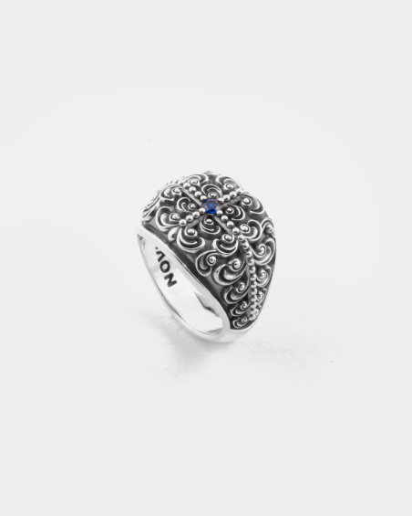ANELLO CHEVALIER QUADRATO DECORATO AMISTAD IN ARGENTO CON PIETRA BLU
