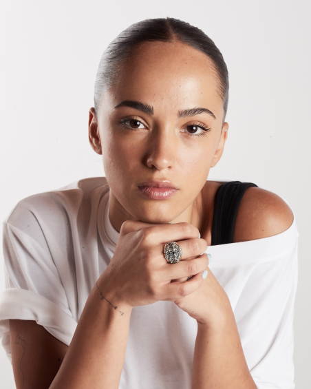 ANELLO CHEVALIER HERENCIA IN ARGENTO CON CROCE DI PIETRE NERE