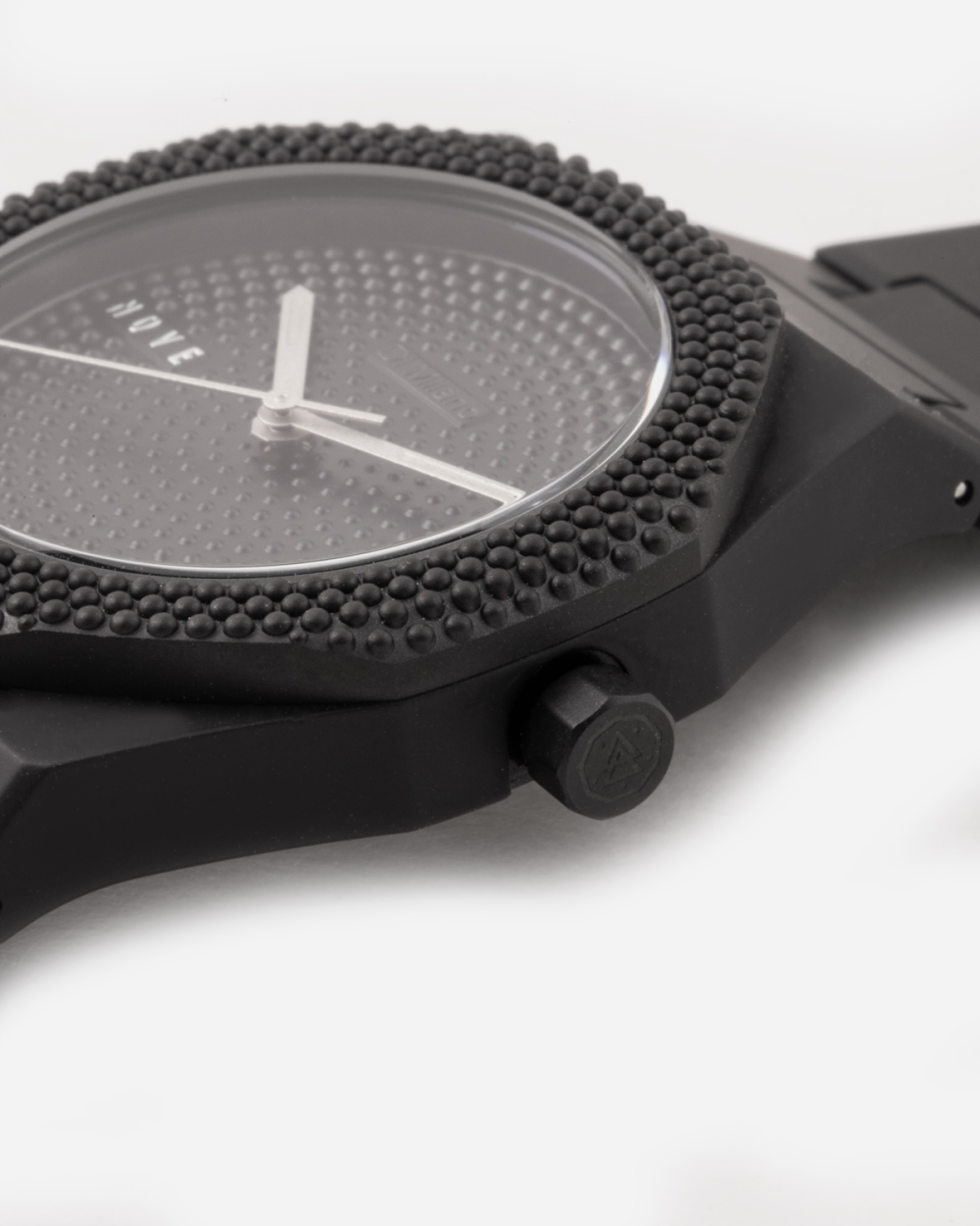 UHR POLYCARBON NOVE25 20TH ANNIVERSARY