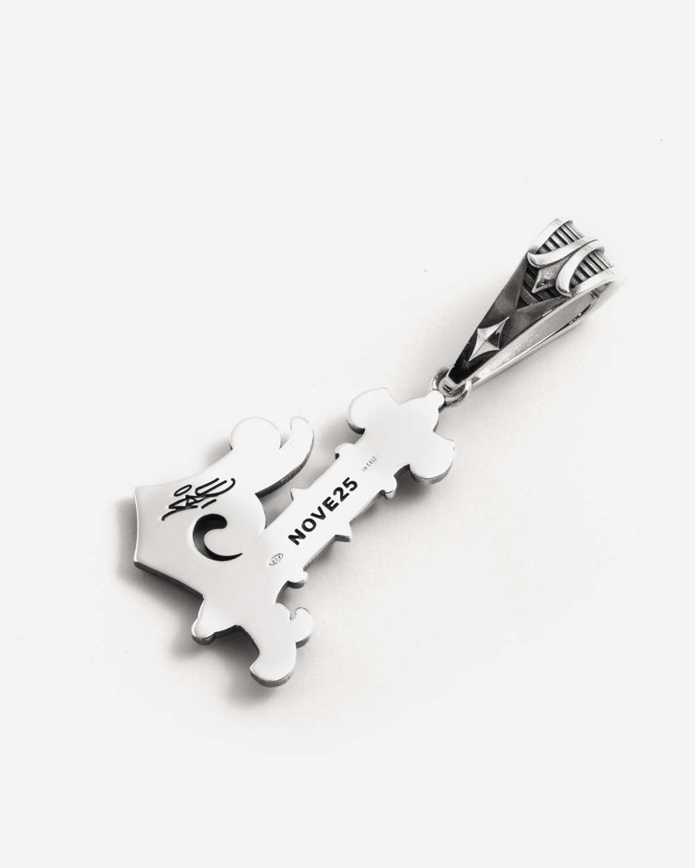 RAE PRIMO X NOVE25 LETTER PENDANT