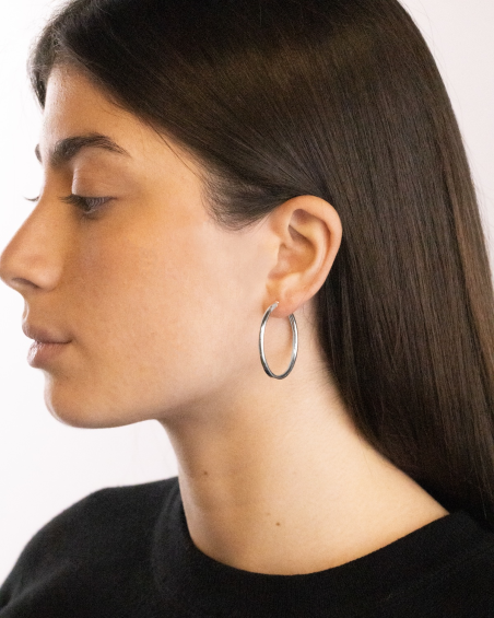 ORECCHINO A CERCHIO GRANDE LISCIO FILO 2,5 MM DIAM 30 MM IN ARGENTO