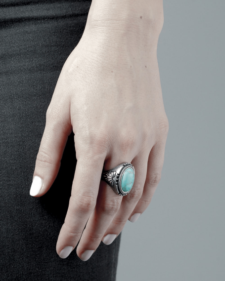 HOWLITE LOTUS SIGNET RING 2