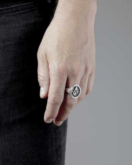 Archive Sale GOD OR GEOMETRY SIGNET RING NOVE25