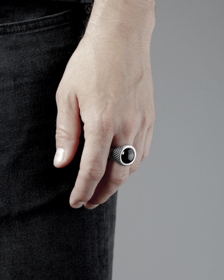 Archive Sale ARMOUR ROUND ONYX SIGNET RING NOVE25 2