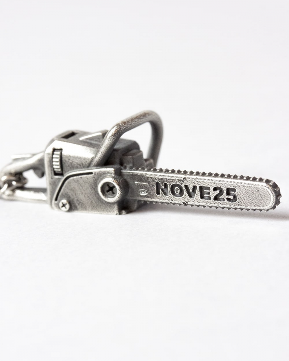 CHAINSAW NECKLACE LIMITED EDITION Nove25
