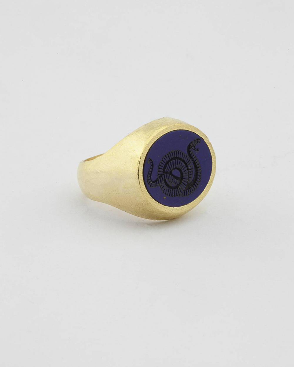 YELLOW GOLD ANTICA ROMA LAPIS SIGNET RING