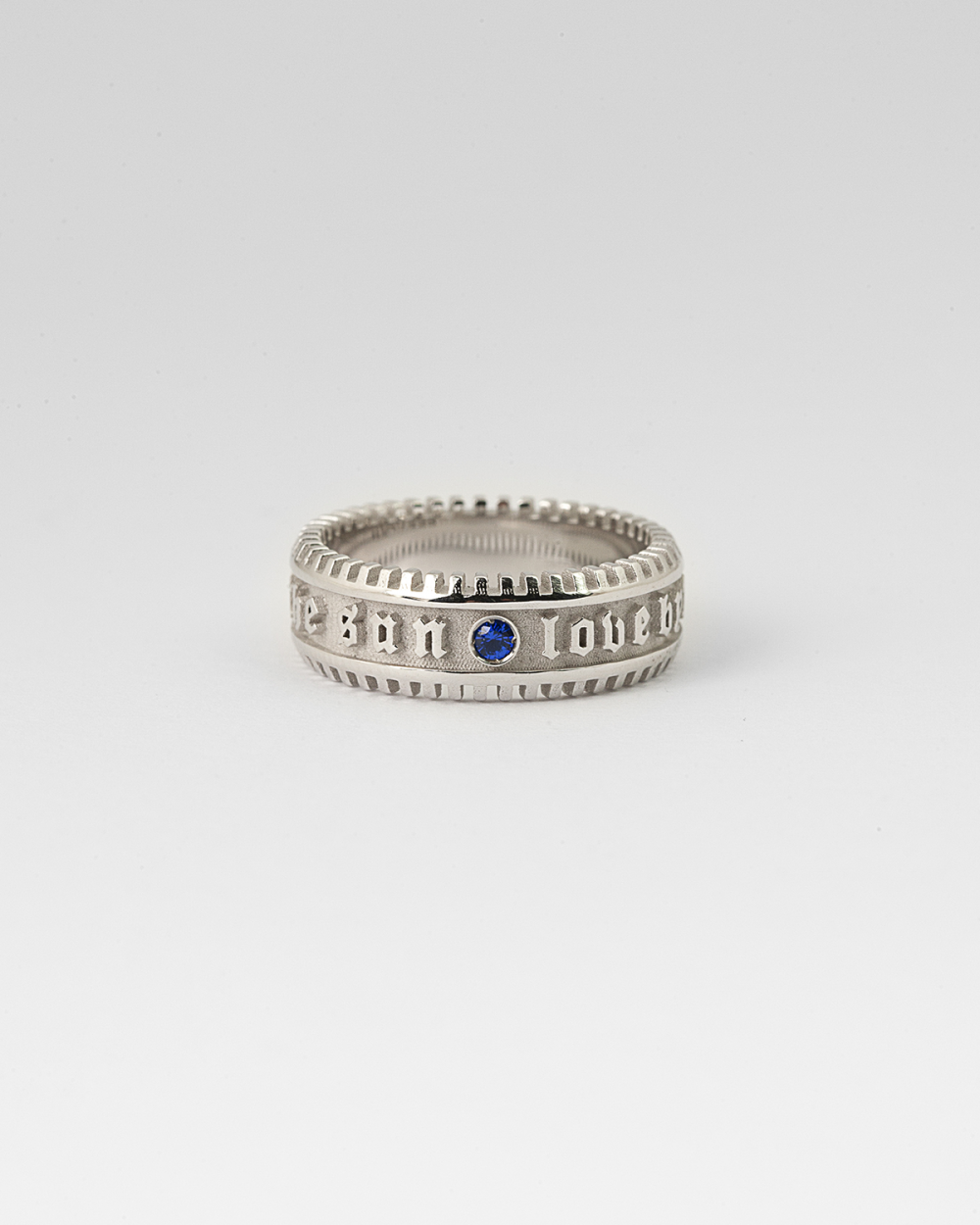 SILVER THE FORTUNE BAND RING WITH BLU SPINEL