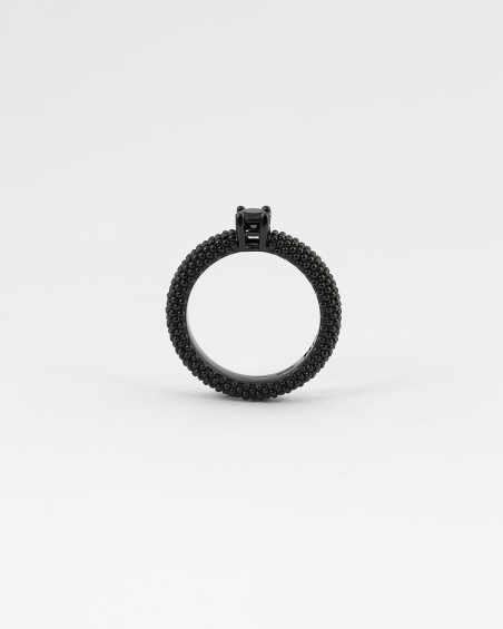 TOTAL BLACK SOLITAIRE DOTTED RING