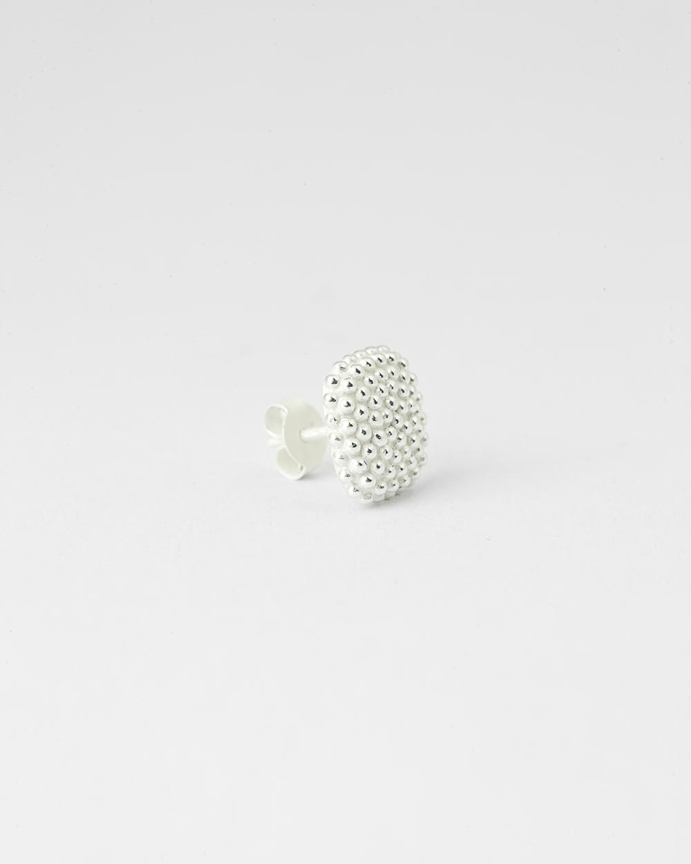 WHITE DOTTED SQUARE SINGLE EARRING