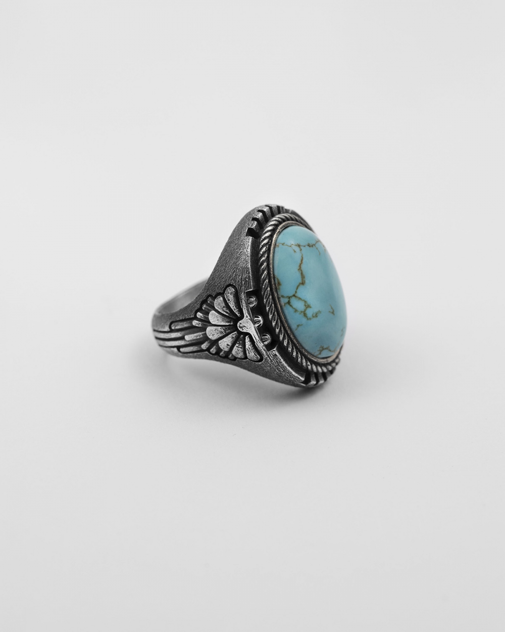 HOWLITE LOTUS SIGNET RING