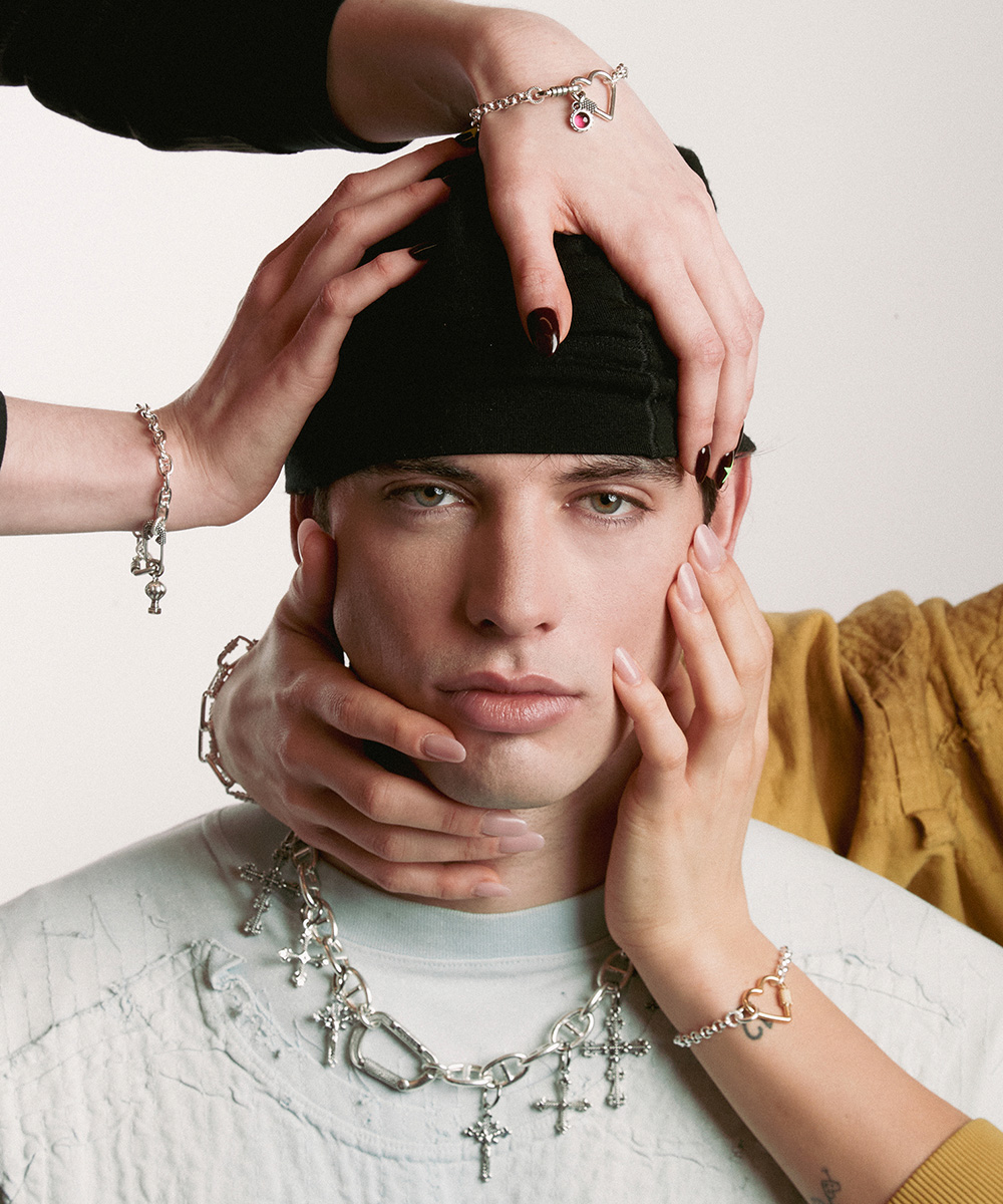 Nove25 Connection | La nuova collezione unisce creativita e iconicita in un linguaggio ancora piu deciso.​ Gioielli in argento sterling 925 fatti a mano in Italia.