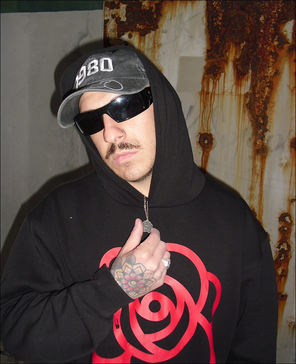 Nove25 X Erox Tattoo | Scopri la collezione di gioielli in argento 925 in collaborazione con l'artista milanese Erox