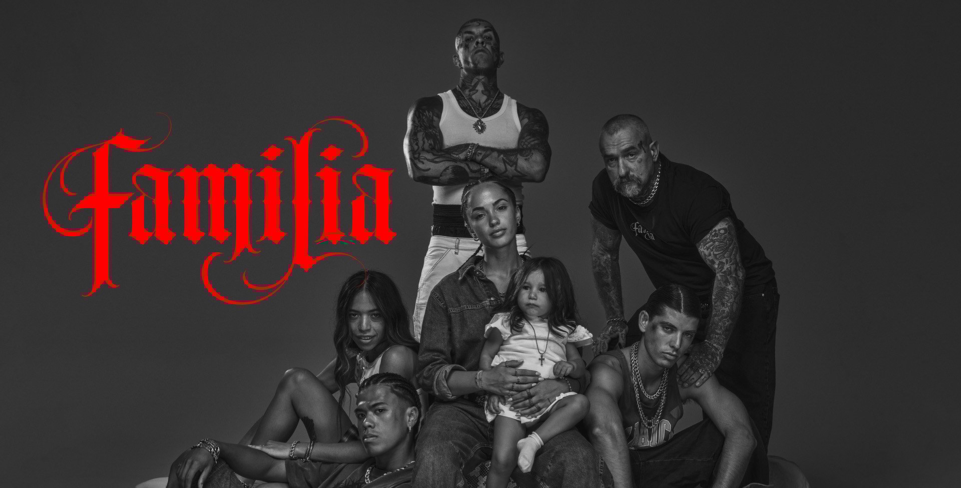 Nove25 Familia | Nove25 lancia il nuovo drop Familia, una collezione celebrativa che torna alle radici e racconta la storia del brand, dalle prime ispirazioni alle innovazioni, arrivando fino ad oggi.​ Gioielli in argento sterling 925 fatti a mano in Italia.