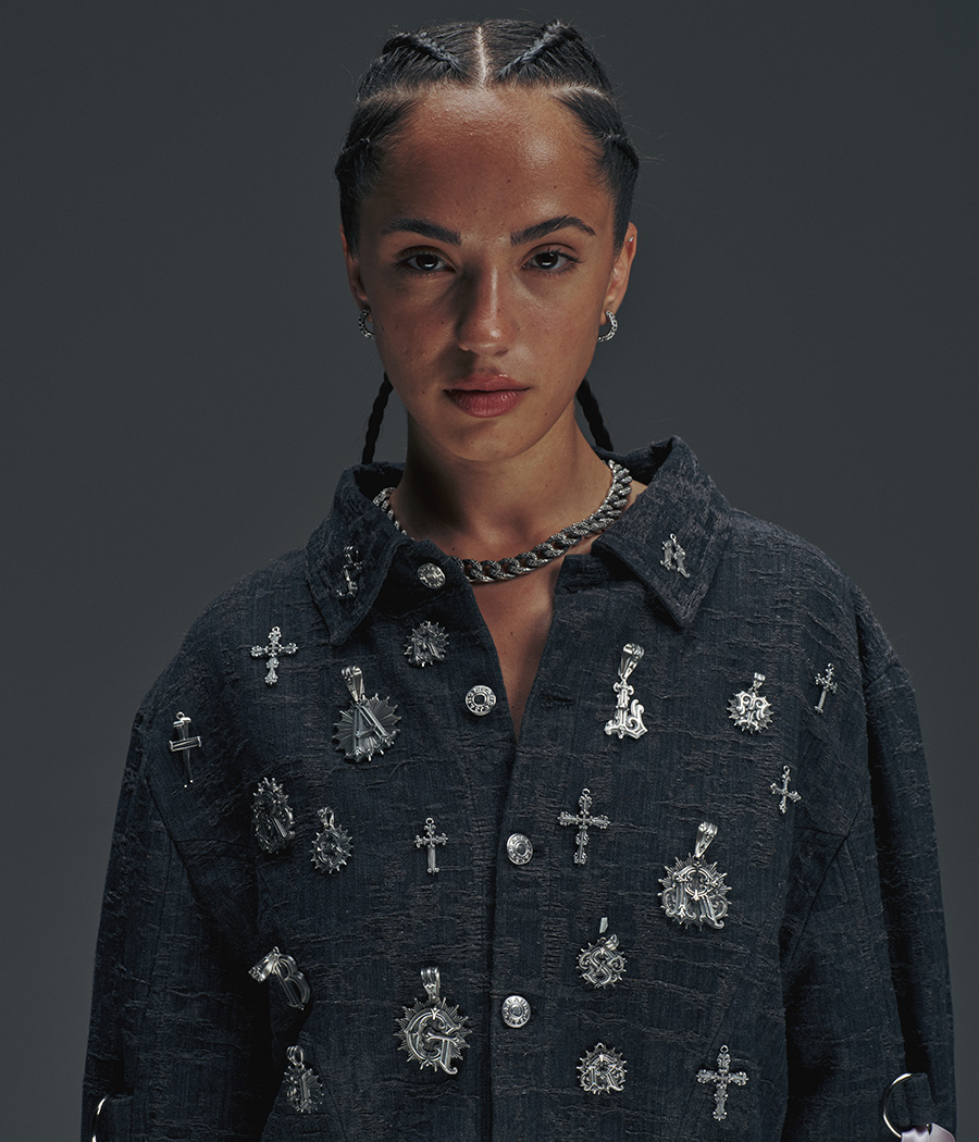 Sangre - Rae Primo X Nove25 | Scopri la collezione di gioielli in argento 925 in collaborazione con l'artista milanese Rae Primo