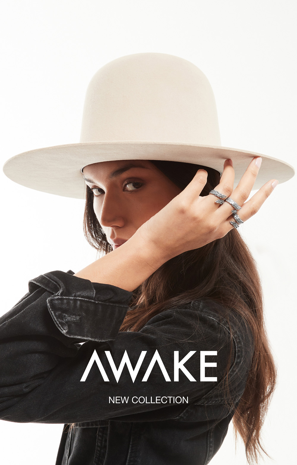 Con la nuova collezione Awake, Nove25 risveglia la connessione con la natura e realizza gioielli dallo spirito wild, in una riscoperta del fascino esotico ed elementale.