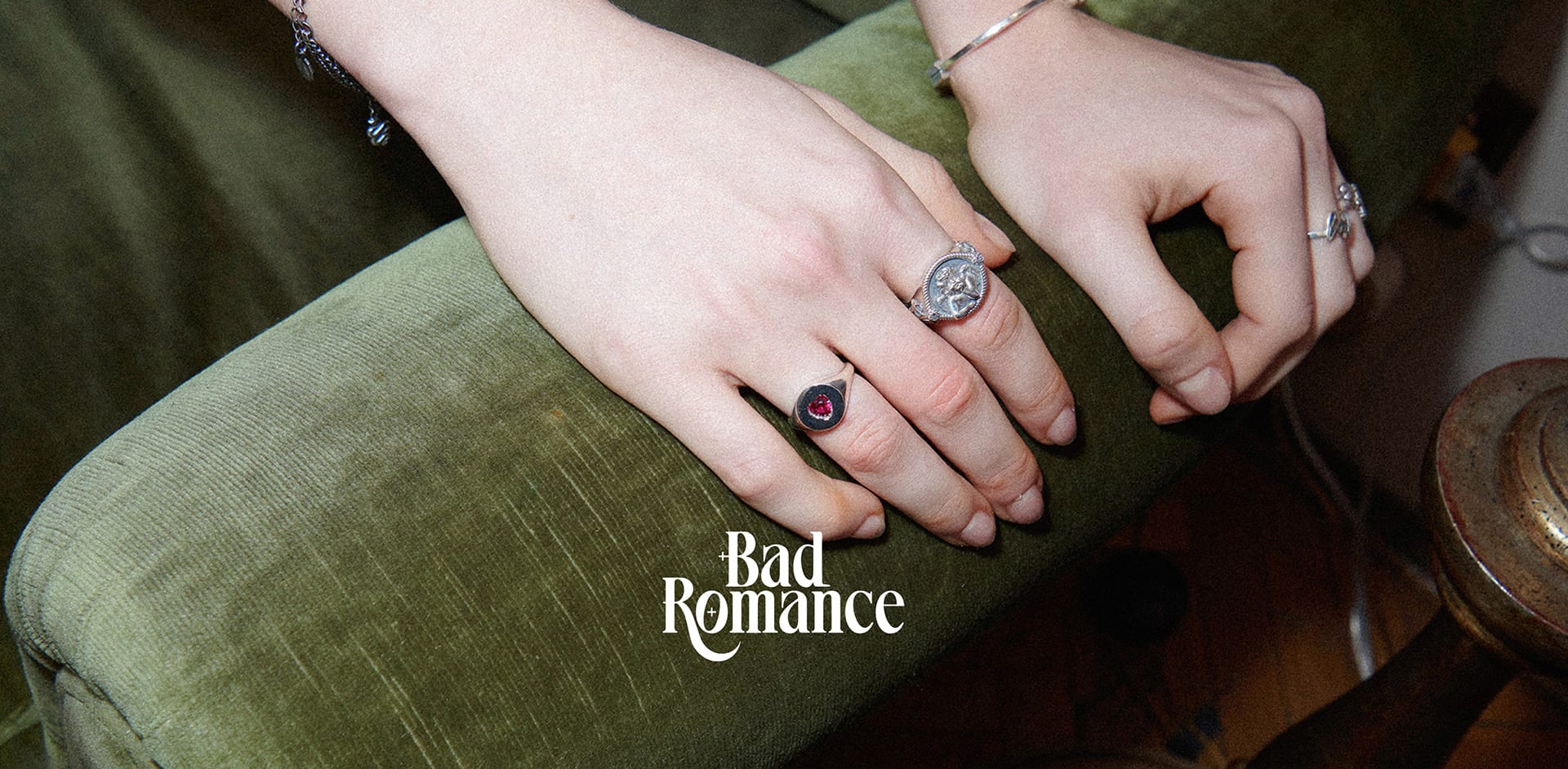 Scopri la collezione Bad Romance di Nove25